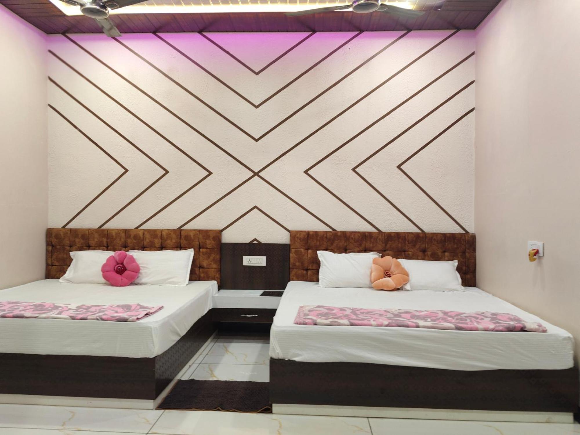 Anant Home Stay อุจเจน ห้อง รูปภาพ